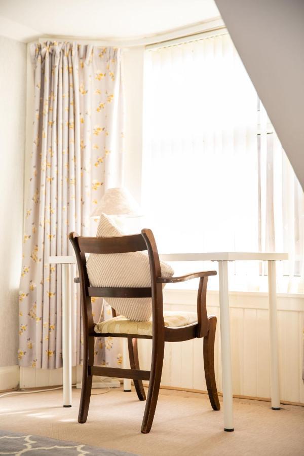 Sandgate 2-Bed Apartment In Ayr Central Location المظهر الخارجي الصورة