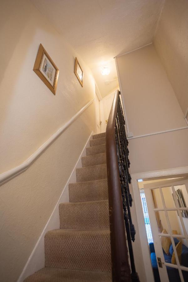 Sandgate 2-Bed Apartment In Ayr Central Location المظهر الخارجي الصورة